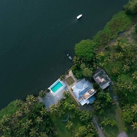 Riveria Portico - River Side 6 Bedroom Private Pool Bungalow North Paravur المظهر الخارجي الصورة